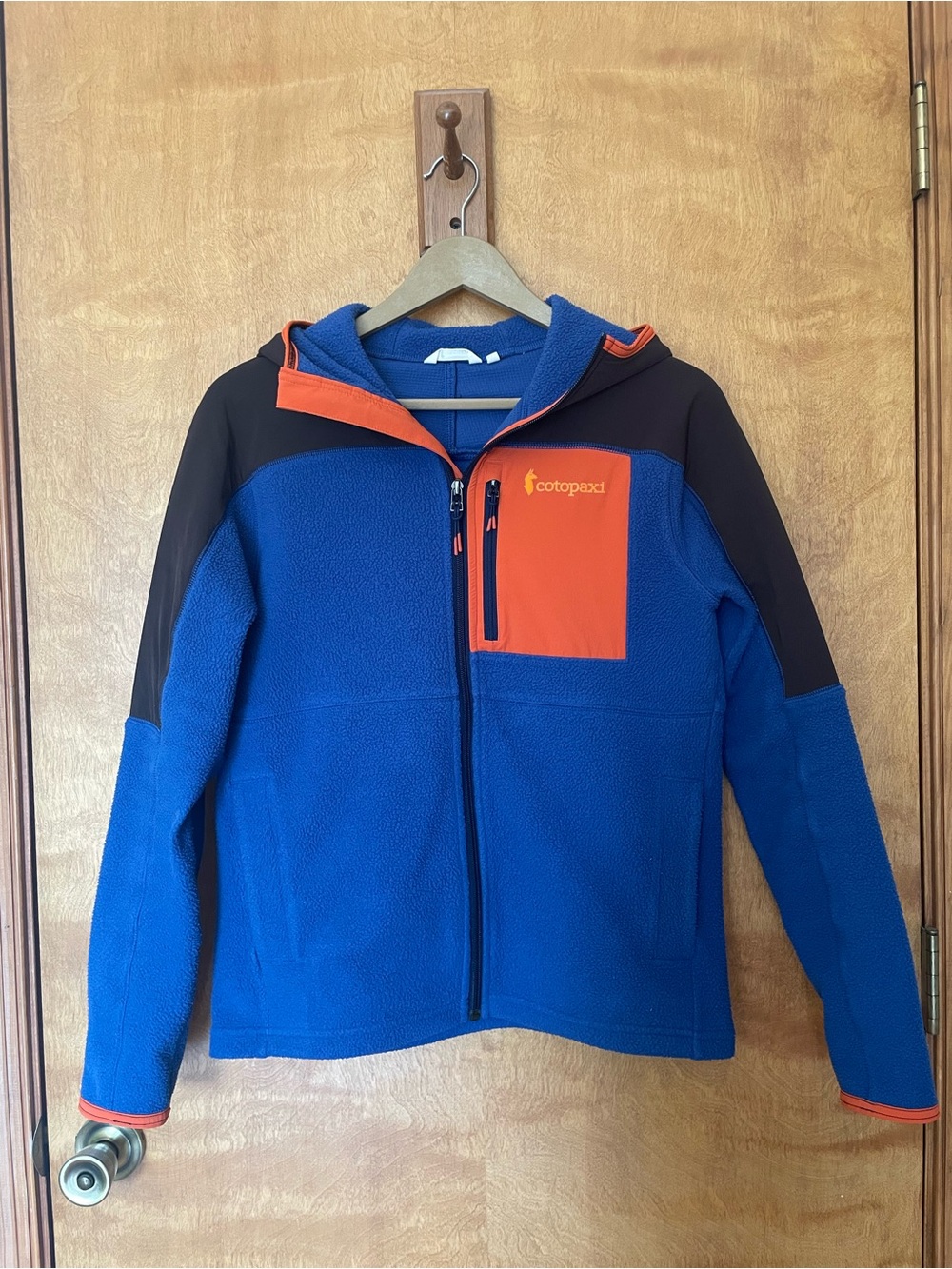 cotopaxi Blue and Orange Hooded Fleece Jacket full zip